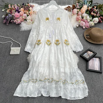 2021 Nauja Pavasario Vasaros Moterų Bohemijos V-kaklo nėrinių Suknelė Retro Siuvinėjimo Gėlių ilgomis Rankovėmis Suknelė