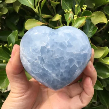 220-240g Natūralaus Poliruoto Mėlyna Celestite Kristalų Iškastinio Širdies Pavyzdys Gydymo
